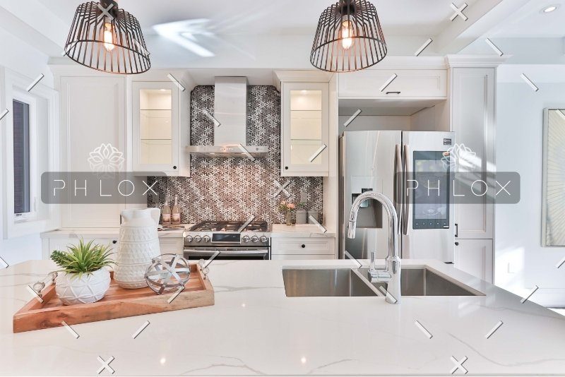 demo-attachment-879-sidekix-media-1129786-unsplash